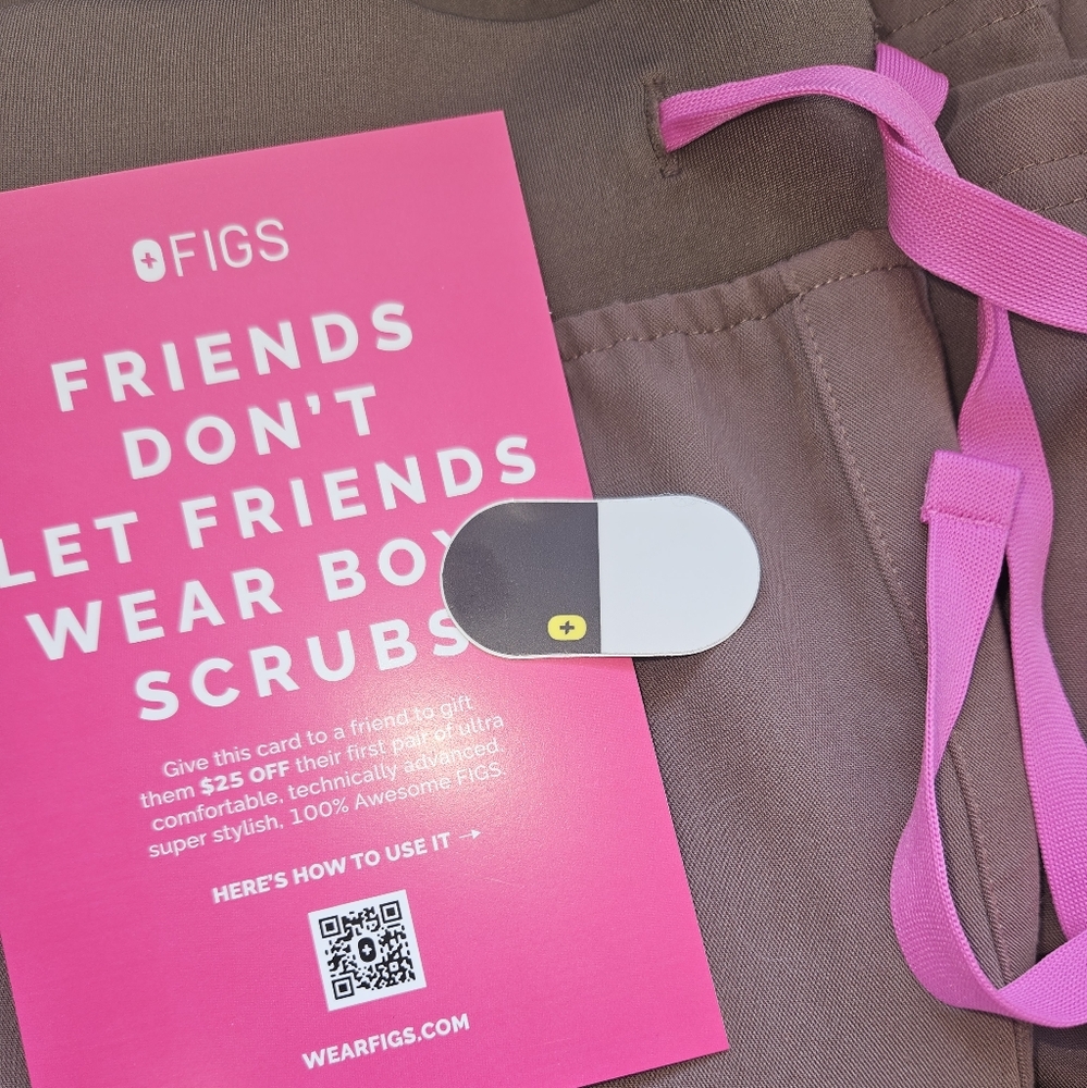 FIGS Womens Smokey Taupe Yola Scrub pants SP Small Petite W STICKER and $25cards